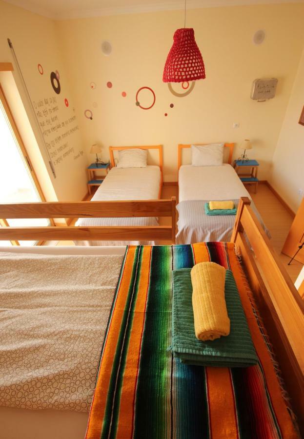 Bed and Breakfast Surf House Baleal Exterior foto